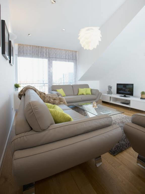 דוברובניק Apartment Sunny Bay - Free Parking מראה חיצוני תמונה
