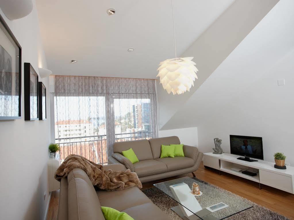 דוברובניק Apartment Sunny Bay - Free Parking מראה חיצוני תמונה