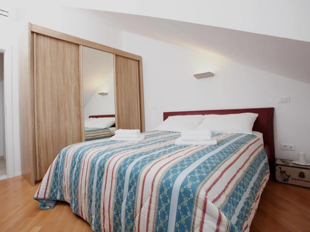 דוברובניק Apartment Sunny Bay - Free Parking מראה חיצוני תמונה